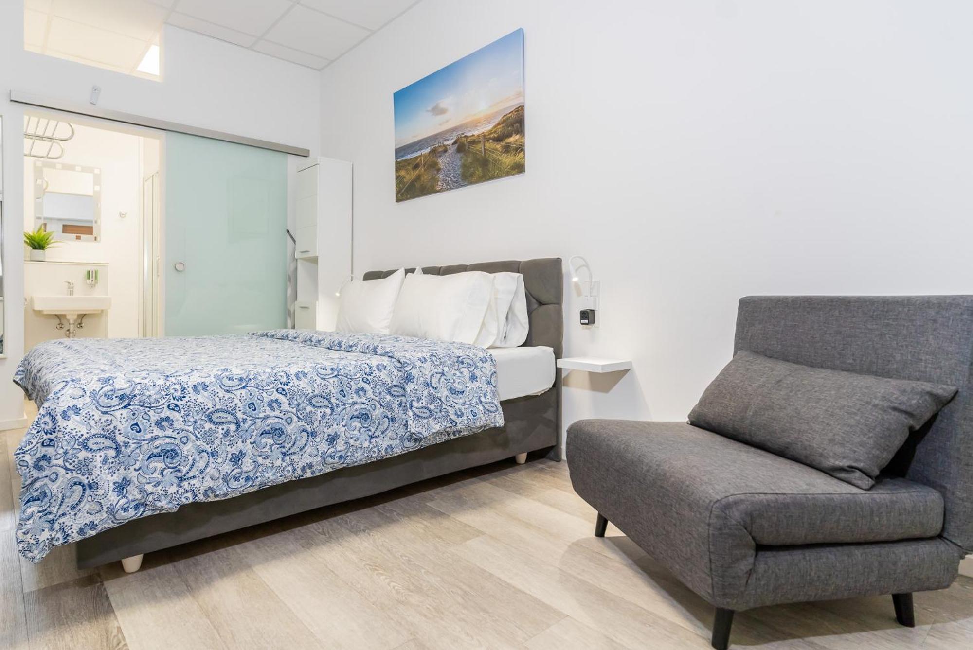 Private Room #1 With King Size, Ground Floor, Ac, Only 2Min To Rab Ramstein-Miesenbach Exterior foto